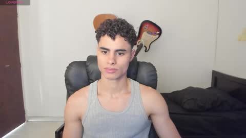 Snapshot of zenhzu chatting on 09/09/25, 09:58 zenzhu online show from 09/09/25, 09:58