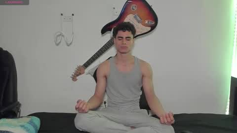 Snapshot of zenhzu chatting on 09/20/25, 05:03 zenzhu online show from 09/20/25, 05:03