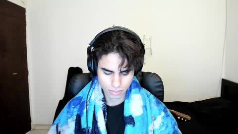 zenzhu online show from 12/01/25, 12:21