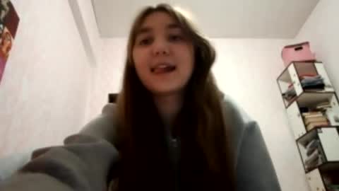 zeniabrossoit online show from 04/13/26, 03:28