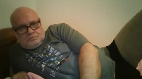Snapshot of zentaurus59 chatting on 10/05/25, 05:22 zentaurus59 online show from 10/05/25, 05:22