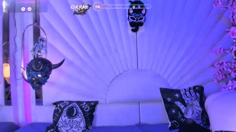 Snapshot of zephirah_abney chatting on 12/15/24, 01:43 online show from 12/15/24, 01:43