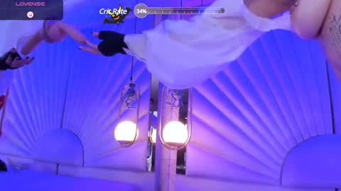 Snapshot of zephirah_abney chatting on 02/18/25, 08:47 online show from 02/18/25, 08:47