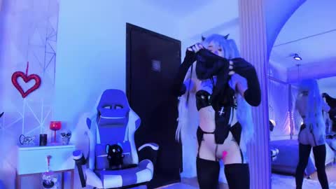 Snapshot of zephirah_abney chatting on 02/23/25, 05:07 online show from 02/23/25, 05:07