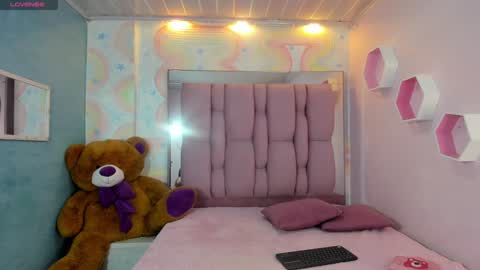 ZEPHYRA ANGELS online show from 12/26/24, 01:32