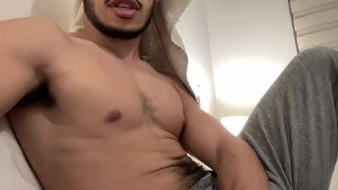 Snapshot of zephyrhill619 chatting on 11/15/25, 02:53 Zephyrhill619 online show from 11/15/25, 02:53