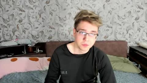 Ethan online show from 05/24/26, 03:22