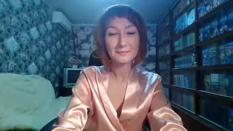 Elena online show from 11/30/25, 11:20