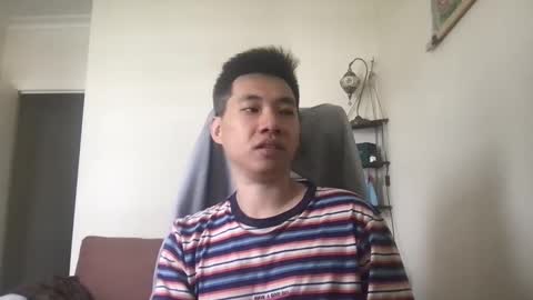 Snapshot of zeroventure chatting on 02/21/25, 01:00 zeroventure online show from 02/21/25, 01:00