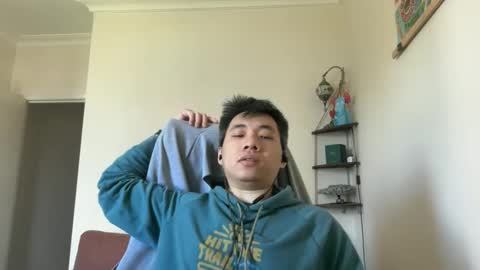 Snapshot of zeroventure chatting on 09/18/25, 01:40 zeroventure online show from 09/18/25, 01:40