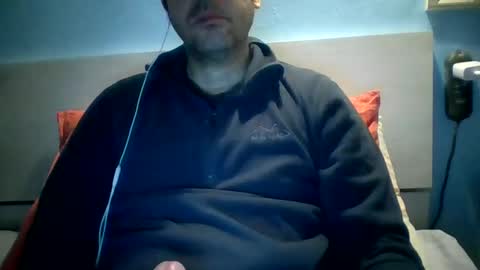 zeus online show from 12/11/24, 05:21