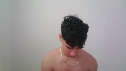 zeus_183 online show from 11/23/25, 12:27