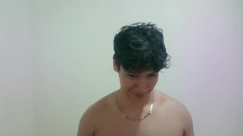 zeus_183 online show from 03/19/26, 12:36