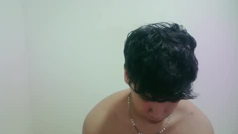 zeus_183 online show from 03/26/26, 09:15