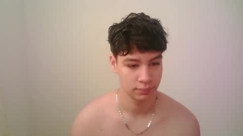 zeus_183 online show from 04/16/26, 04:19