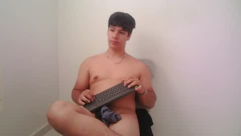 zeus_183 online show from 07/19/26, 02:43