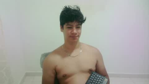 zeus_183 online show from 07/22/26, 10:29