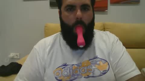 Snapshot of zeusateneo chatting on 02/02/25, 02:27 Zeus online show from 02/02/25, 02:27