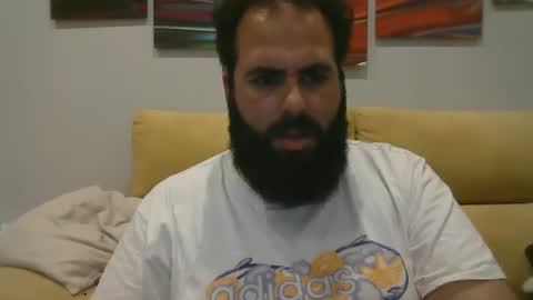 Snapshot of zeusateneo chatting on 02/03/25, 11:15 Zeus online show from 02/03/25, 11:15