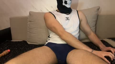 Zeus online show from 04/17/26, 06:55