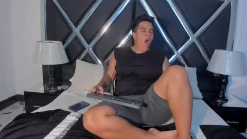 zeussmithh online show from 04/09/26, 12:32