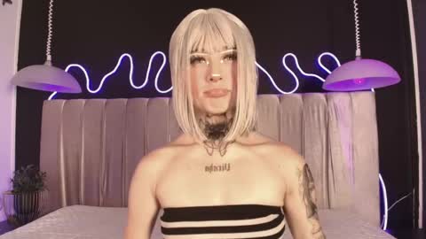 zhally_dee online show from 04/01/26, 07:55