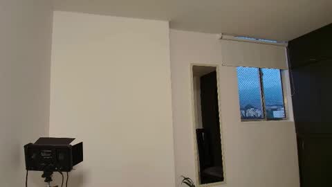 Zhara online show from 12/19/25, 11:06