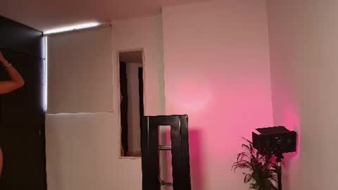Zhara online show from 07/12/26, 12:29