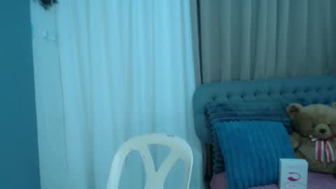 Snapshot of zhaviahale chatting on 11/28/25, 10:34 im your lovely zhaviabigcock here online show from 11/28/25, 10:34