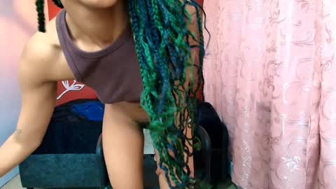 Zia Green online show from 12/17/24, 06:42