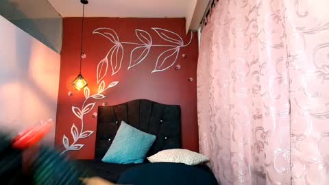 Zia Green online show from 12/21/24, 03:31