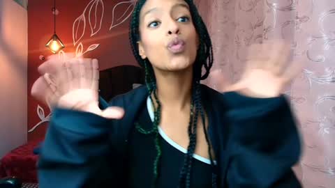 Zia Green online show from 01/07/25, 06:24