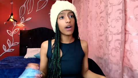 Zia Green online show from 01/15/25, 03:29