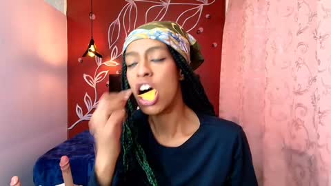 Zia Green online show from 01/16/25, 03:35