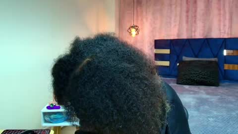 Zia Green online show from 02/17/25, 07:42