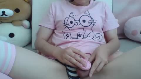 Snapshot of ziacristal chatting on 09/29/25, 10:14 ziacristal online show from 09/29/25, 10:14