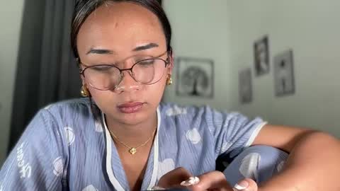 Zia online show from 04/12/26, 06:24