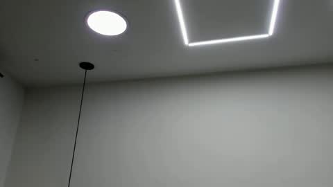 zia online show from 11/10/25, 11:31