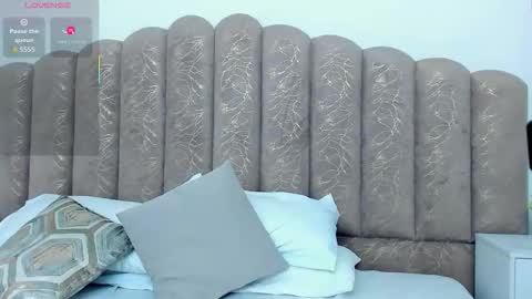 zia online show from 12/14/25, 11:37