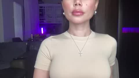 Nensi online show from 11/29/25, 06:22