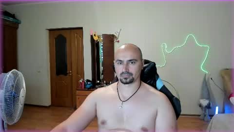 Snapshot of ziesh chatting on 06/23/26, 09:40 Ziesh online show from 06/23/26, 09:40