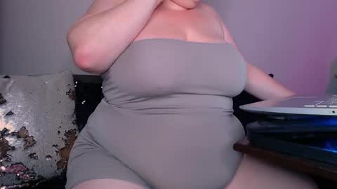 zinacorleone online show from 10/24/25, 09:00