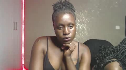 Snapshot of zinadine_ chatting on 01/09/26, 03:37 Zinadine online show from 01/09/26, 03:37