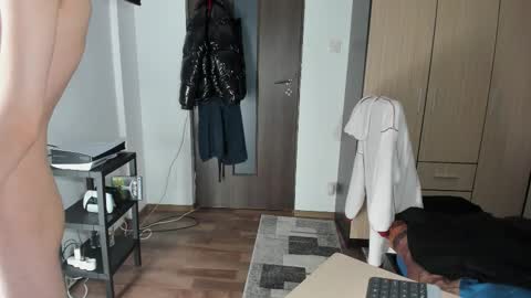 Snapshot of zincky chatting on 11/29/25, 05:49 zincky online show from 11/29/25, 05:49