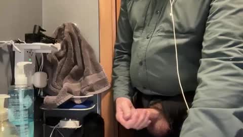 zinger283069 online show from 12/22/25, 07:44