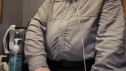 zinger283069 online show from 02/18/26, 07:43