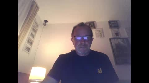 Zippi online show from 09/08/25, 07:57