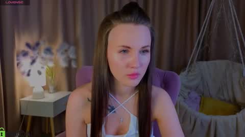 Snapshot of zlata__fox chatting on 10/11/25, 05:00 Zlata Mon Tue Thu Fri Sun Sa GMT 3 0000pm - 0600pm online show from 10/11/25, 05:00