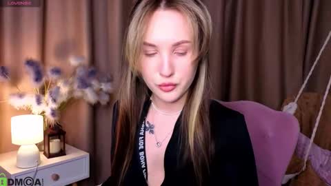 Snapshot of zlata__fox chatting on 02/02/26, 08:35 Zlata Mon Tue Thu Fri Sun Sa GMT 3 0000pm - 0600pm online show from 02/02/26, 08:35