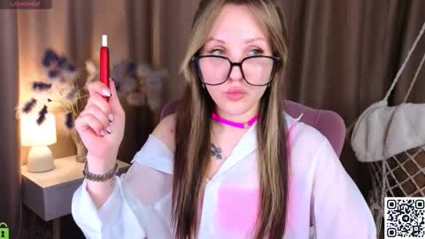 Snapshot of zlata__fox chatting on 02/09/26, 07:34 Zlata Mon Tue Thu Fri Sun Sa GMT 3 0000pm - 0600pm online show from 02/09/26, 07:34